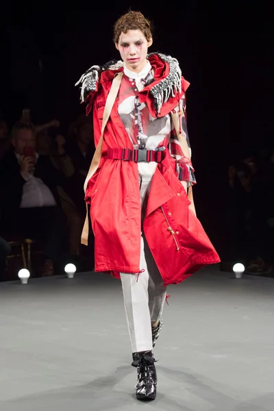 Look 34